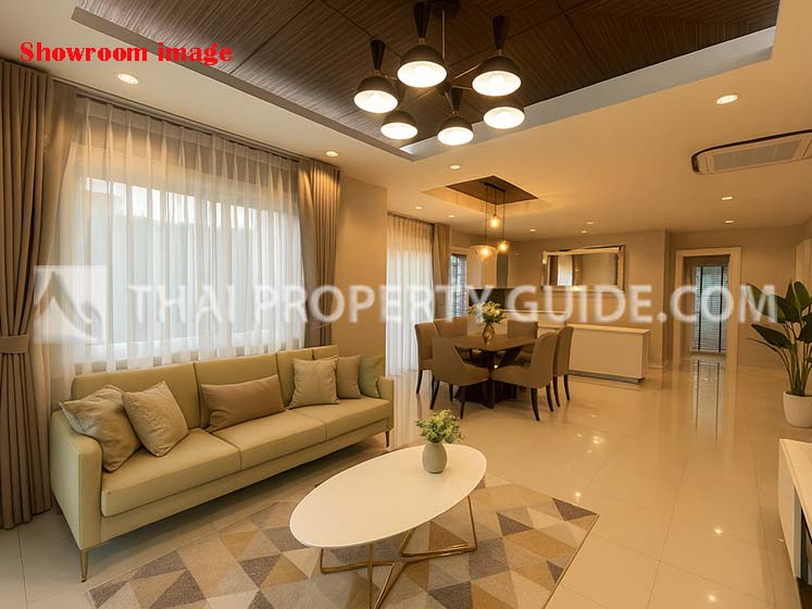 House with Shared Pool in Sukhumvit 